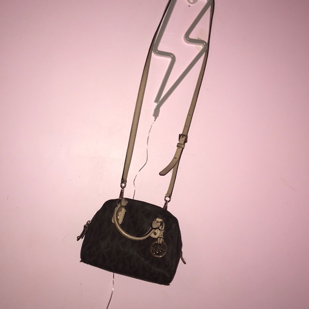 MK purse